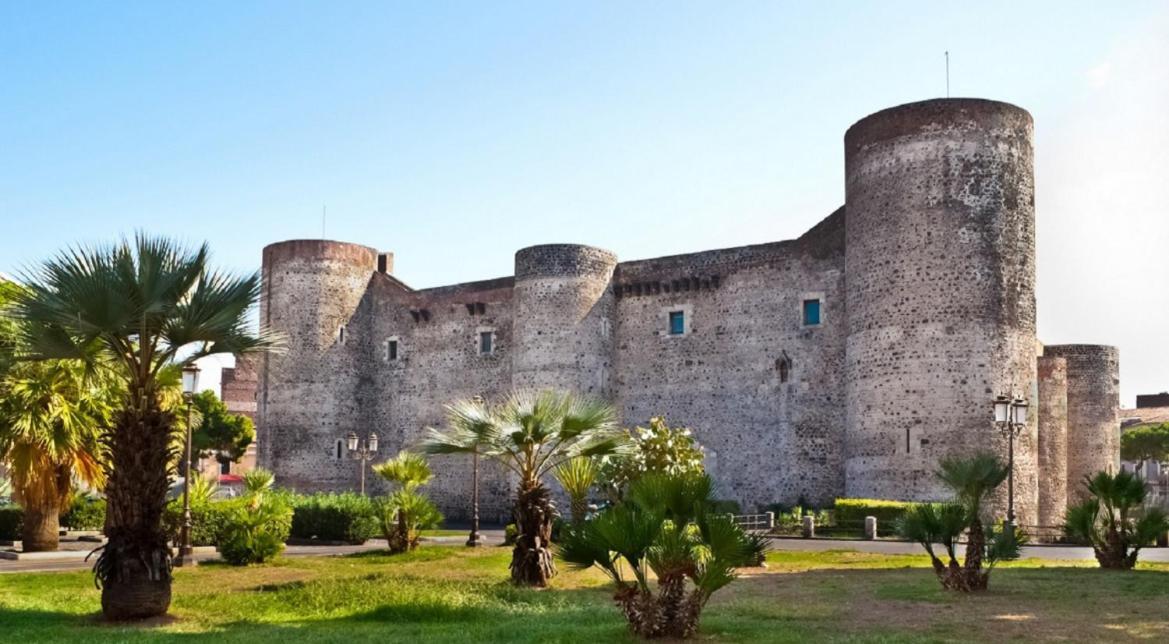 L'Albero Della Vita Catania-Fontanarossai nemzetközi repülőtér Kültér fotó